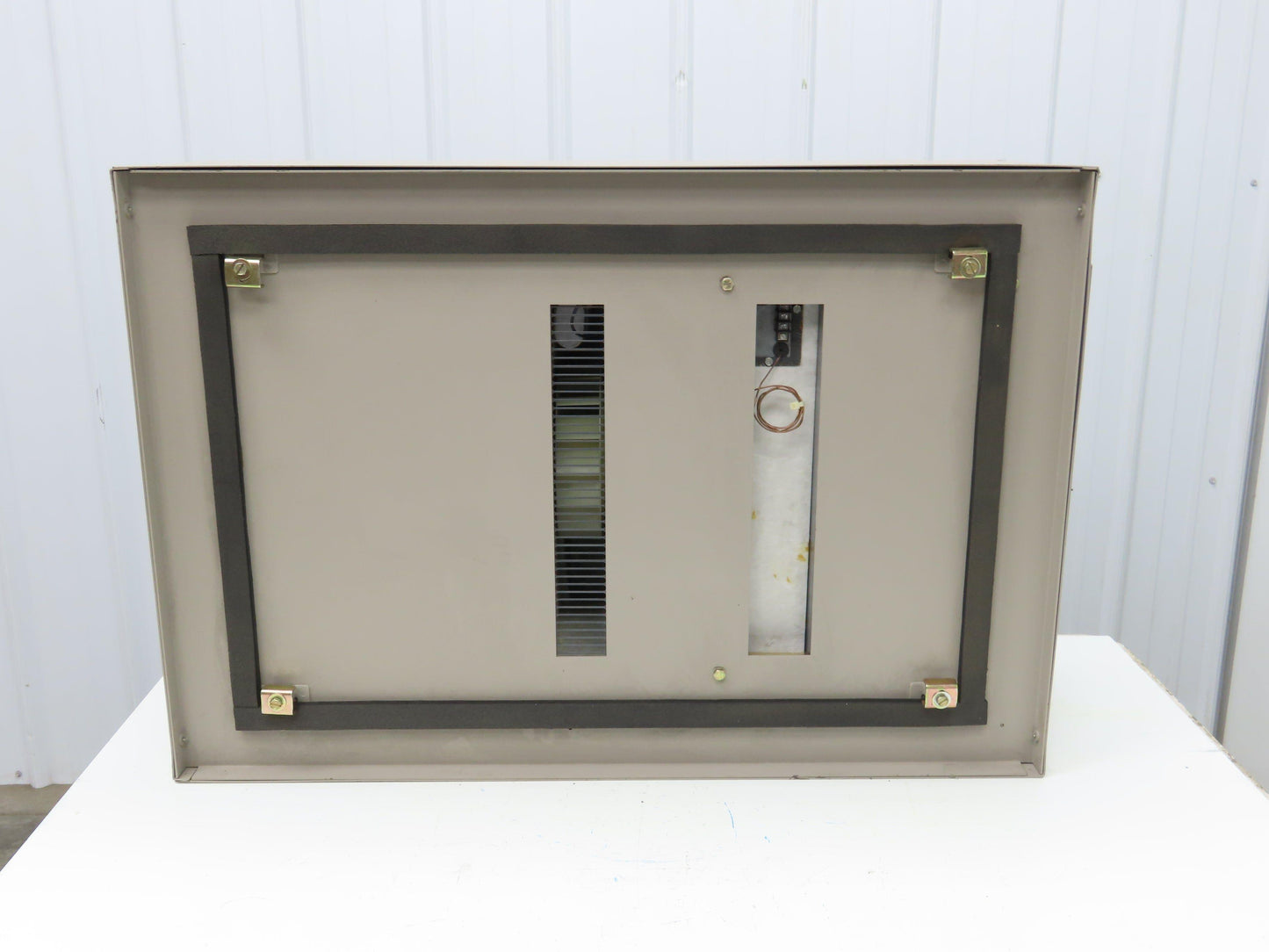 Hoffman Design Aire 2 Electrical Enclosure Air Conditioner 4000 BTU 115V R22