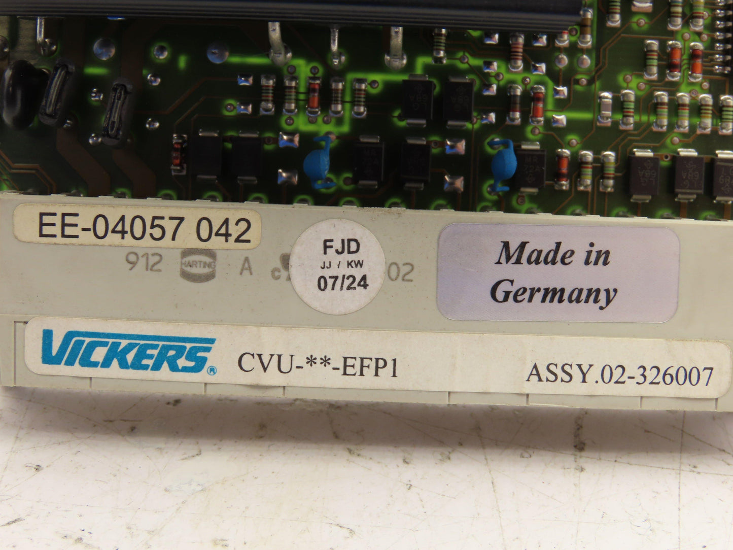 Vickers EEA-PAM-571-A-32 Power Amplifier 24VDC 50W