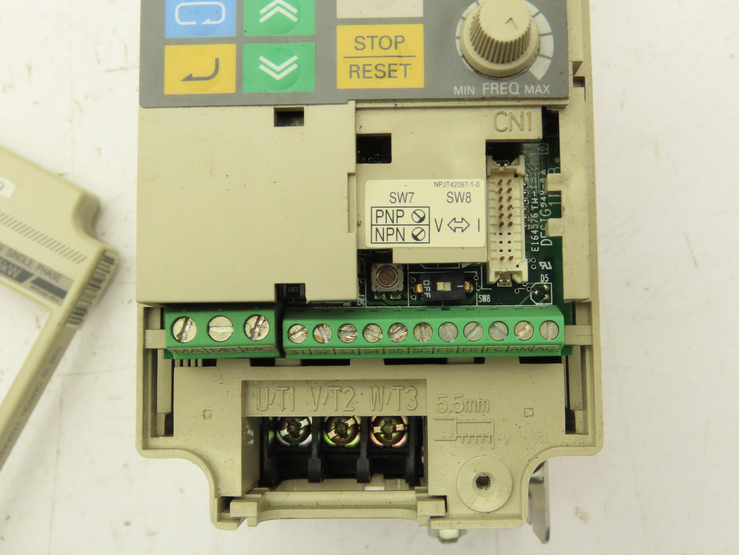Omron VS Mini J7 Variable Frequency Drive 1PH Input 3PH 0-240V 0-400Hz 1.6A Out