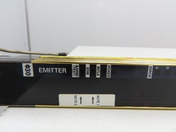 Omron Sti F3SJ-A1220P30-L Safety Light Curtain Emitter 1220mm Type 4