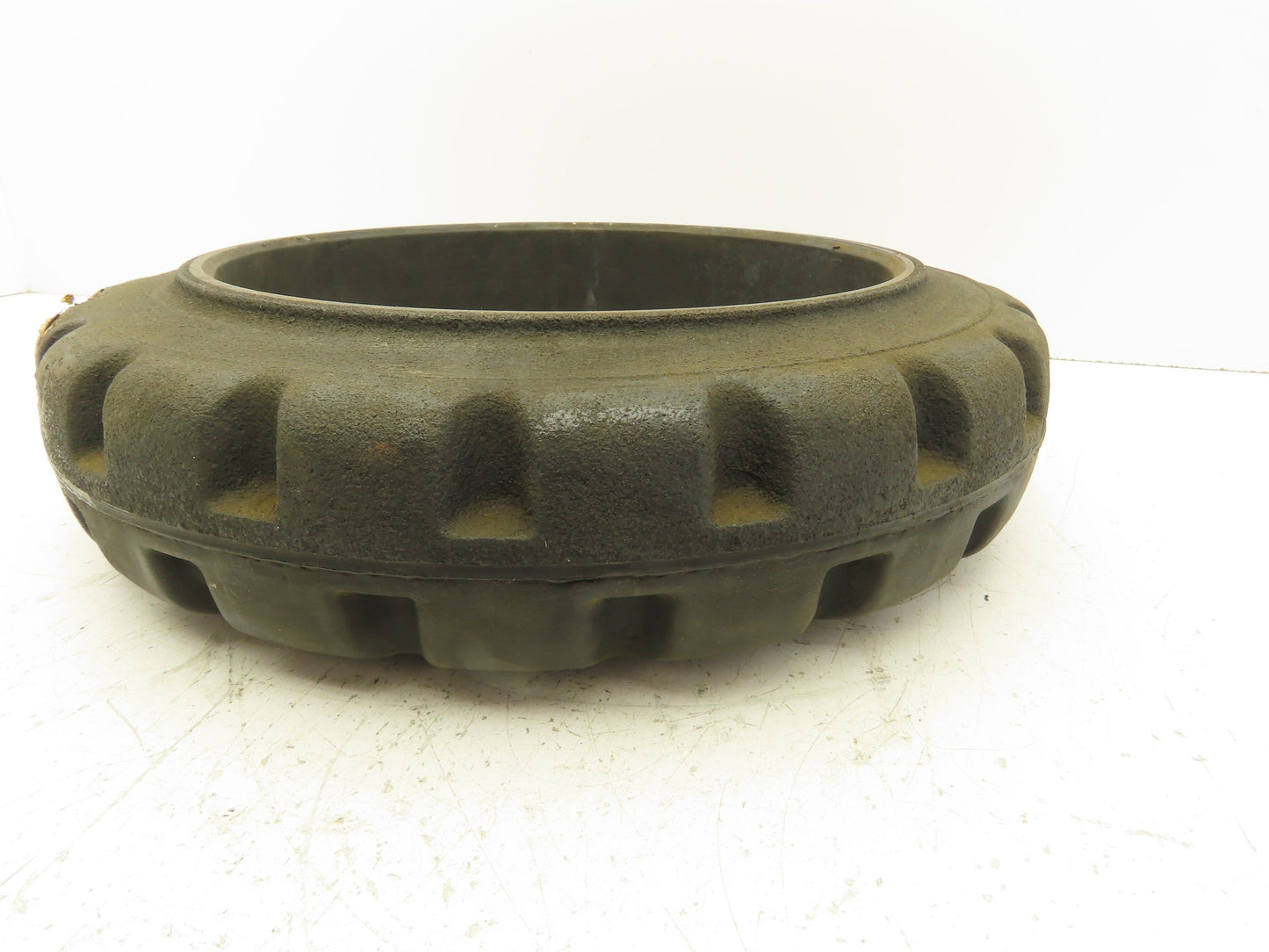 Monarch Rubber Mono-Cushion Press On Fork Lift Tread Tire 16-1/4x 4x 11-1/4"