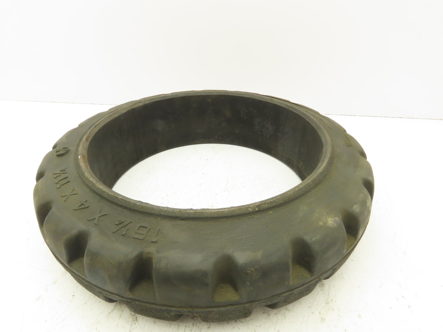 Monarch Rubber Mono-Cushion Press On Fork Lift Tread Tire 16-1/4x 4x 11-1/4"