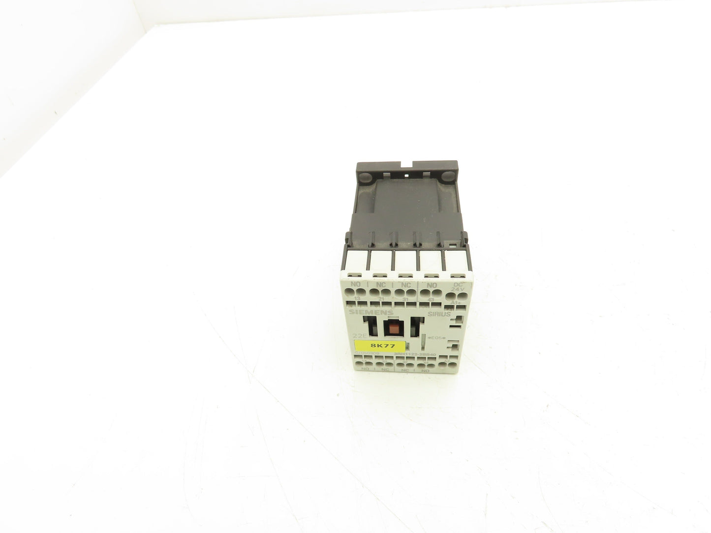 Siemens 3RH1122-2BB40 Auxiliary Contactor 600VAC 10A Lot Of 9