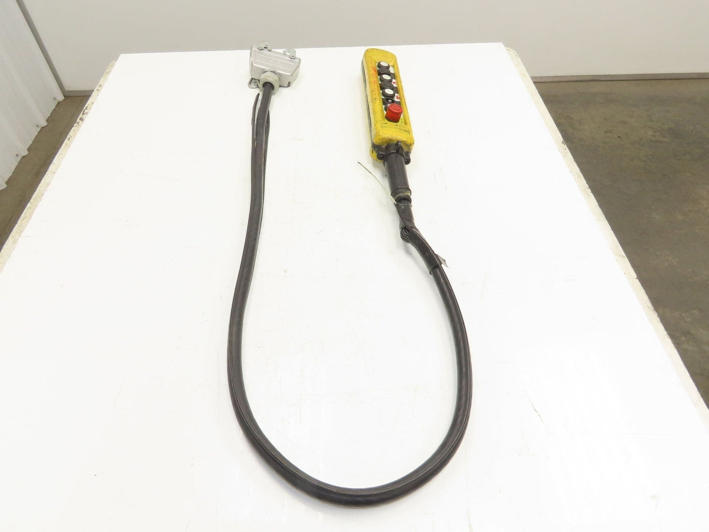 Schneider XAC-A08 Crane Hoist 8-Station Pushbutton Control Pendant 2-Speed