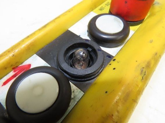 Schneider XAC-A08 Crane Hoist 8-Station Pushbutton Control Pendant 2-Speed