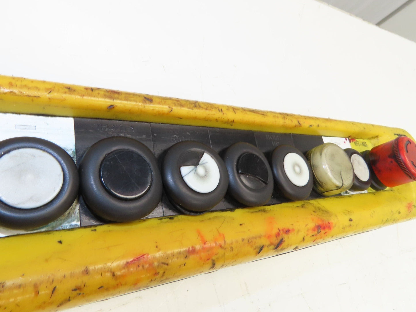 Schneider XAC-A08 Crane Hoist 8-Station Pushbutton Control Pendant 2-Speed