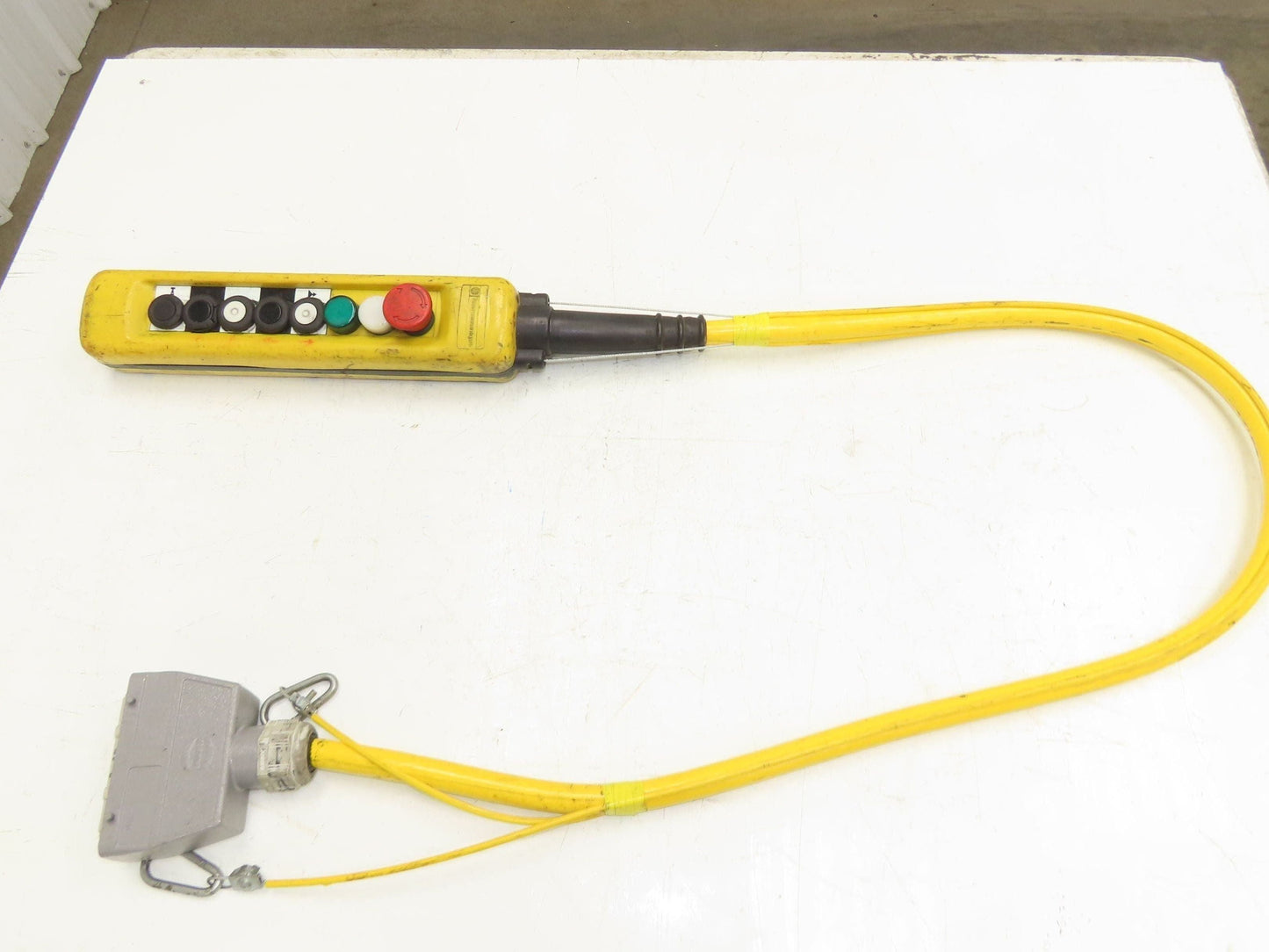 Schneider XAC-A08 Crane Hoist 8-Station Pushbutton Control Pendant 2-Speed
