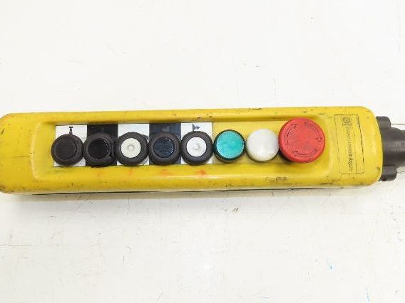 Schneider XAC-A08 Crane Hoist 8-Station Pushbutton Control Pendant 2-Speed