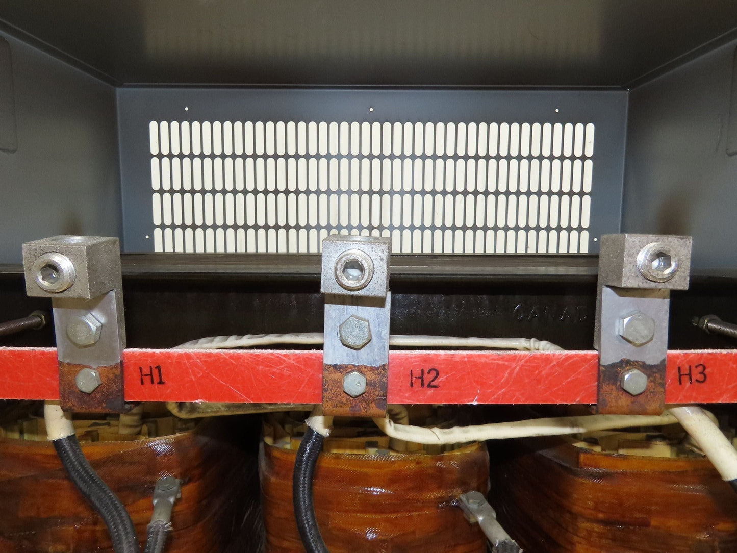 Hammond DR175YL Industrial Electric Power Transformer 175kva HV 480D LV 325Y 3Ph