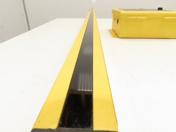Detector 3 3LC60 Safety Light Curtain Transmitter & Receiver w/Controller 3LC-B
