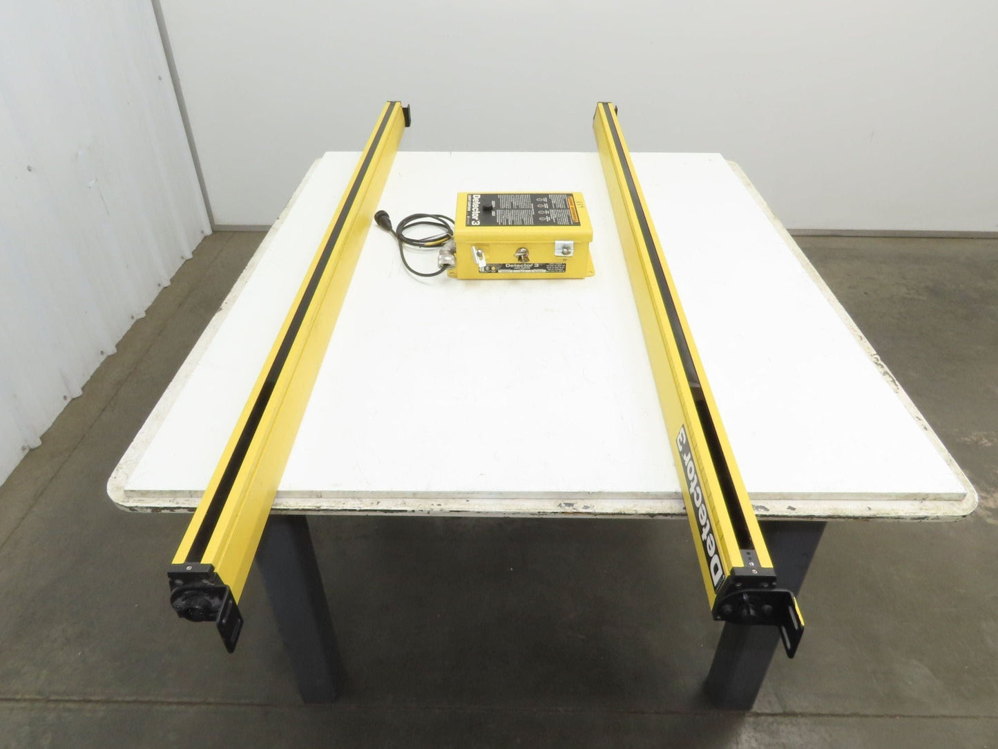 Detector 3 3LC60 Safety Light Curtain Transmitter & Receiver w/Controller 3LC-B