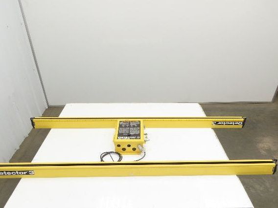 Detector 3 3LC60 Safety Light Curtain Transmitter & Receiver w/Controller 3LC-B