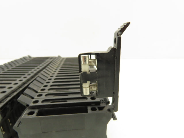 Phoenix Contact UK6.3-HESI Fuse Holder DIN Rail Mountable 26-8AWG 10A Lot of 40