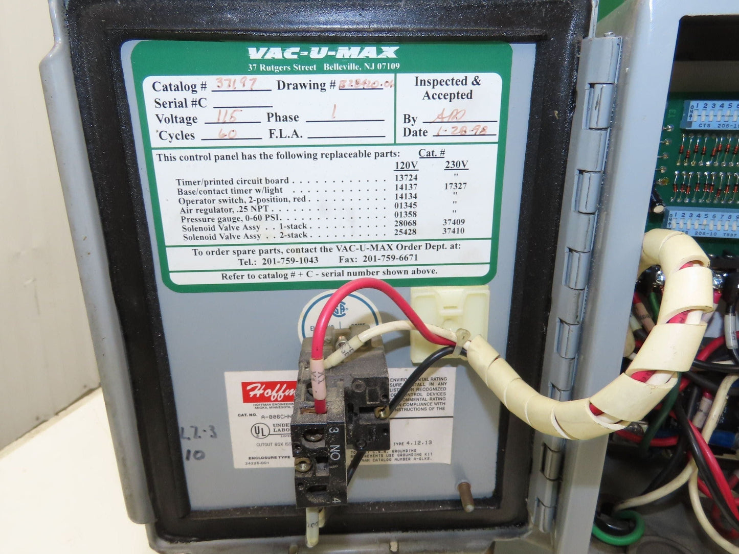 Vac-U-Max Dry Bulk Hopper 12" Receiver with Vacuum Wand 1.5" Suction Feeder 115V