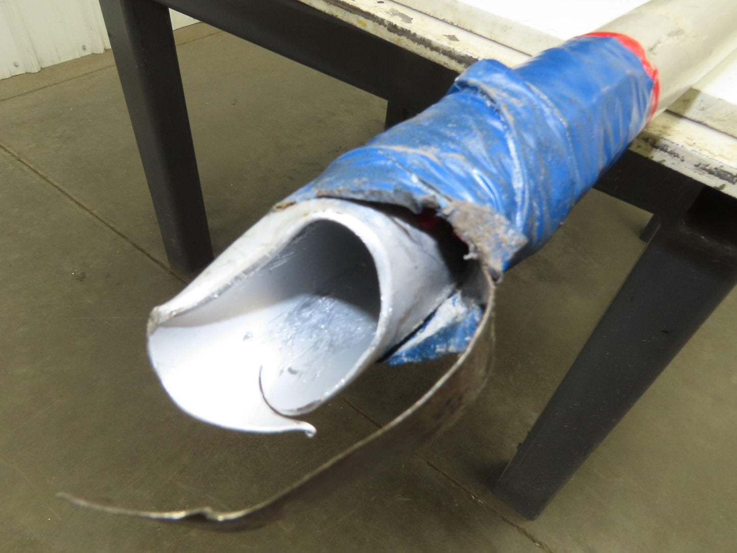 Vac-U-Max Dry Bulk Hopper 12" Receiver with Vacuum Wand 1.5" Suction Feeder 115V