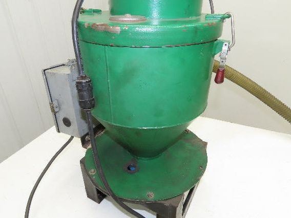 Vac-U-Max Dry Bulk Hopper 12" Receiver with Vacuum Wand 1.5" Suction Feeder 115V