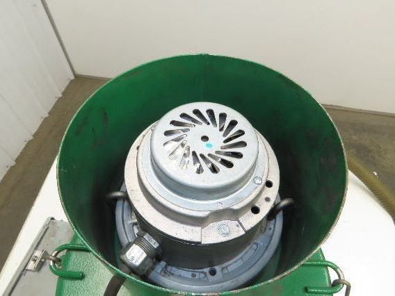 Vac-U-Max Dry Bulk Hopper 12" Receiver with Vacuum Wand 1.5" Suction Feeder 115V