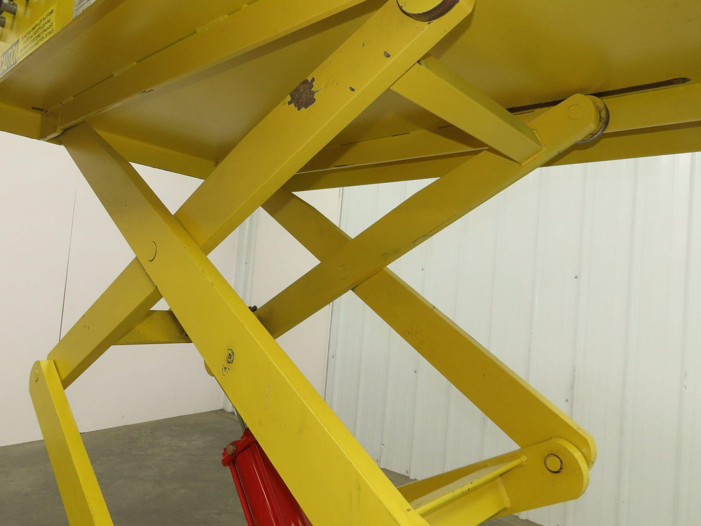 1000LB Scissor Lift Table 64" Travel 38x60" Gravity Roller Conveyor Top 3Ph