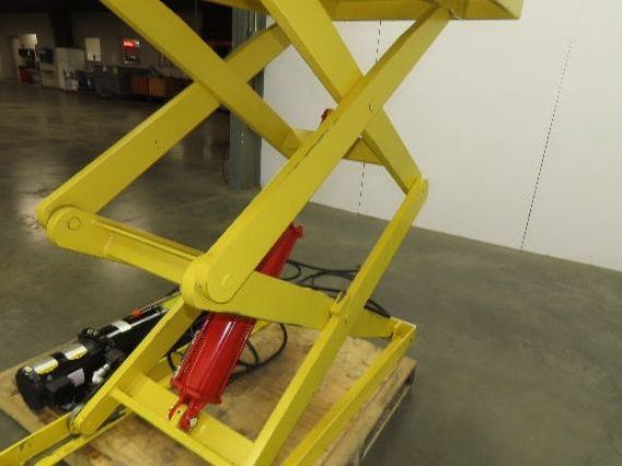 1000LB Scissor Lift Table 64" Travel 38x60" Gravity Roller Conveyor Top 3Ph