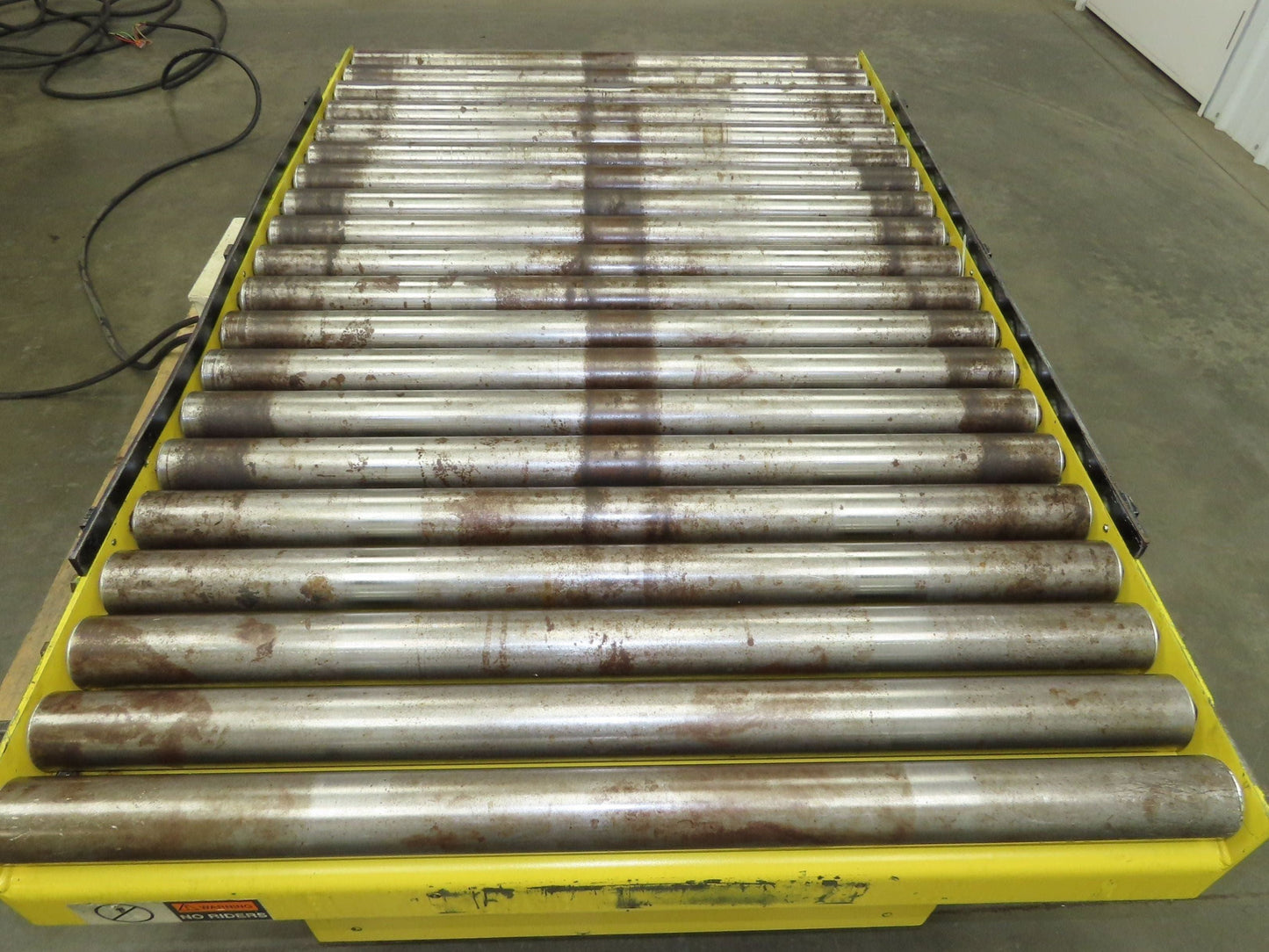 1000LB Scissor Lift Table 64" Travel 38x60" Gravity Roller Conveyor Top 3Ph
