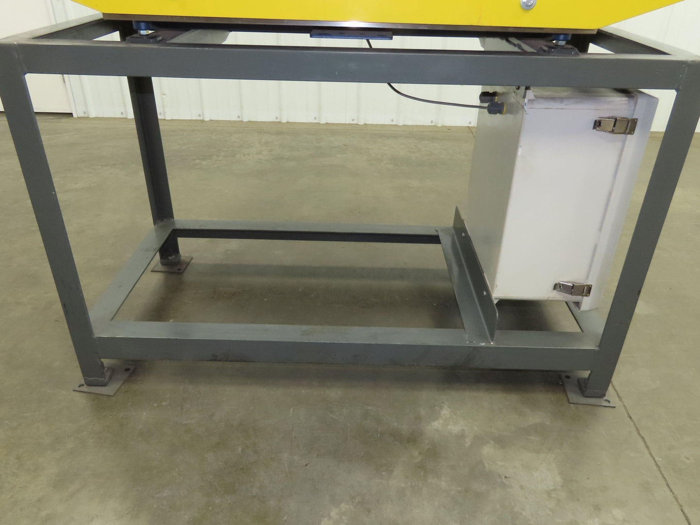 Mettler Toledo Cradle Weighing Scales 24x48" Top 750kg 1650lb IND246 Terminal