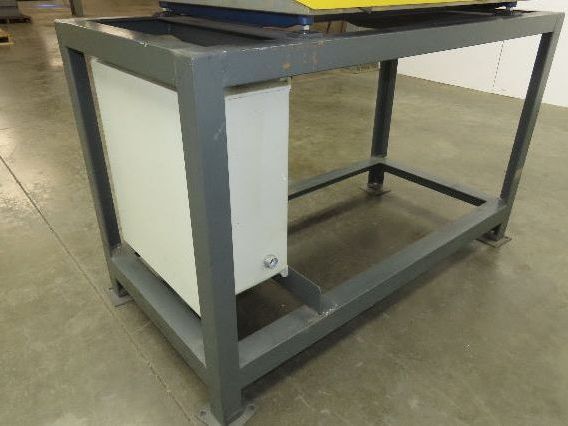 Mettler Toledo Cradle Weighing Scales 24x48" Top 750kg 1650lb IND246 Terminal