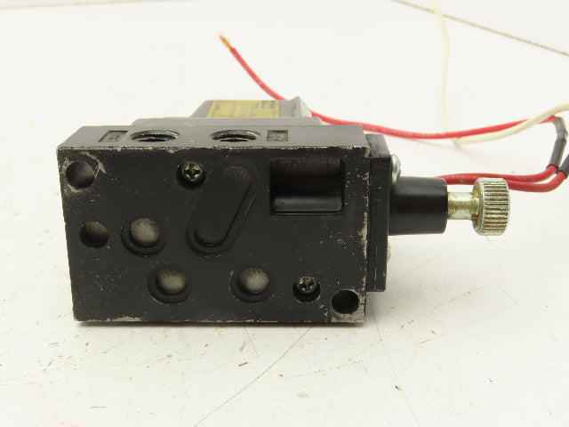 Parker GGL20025B01M05 Pneumatic Air 4/2 Solenoid Control Valve 120V 1/4" NPT