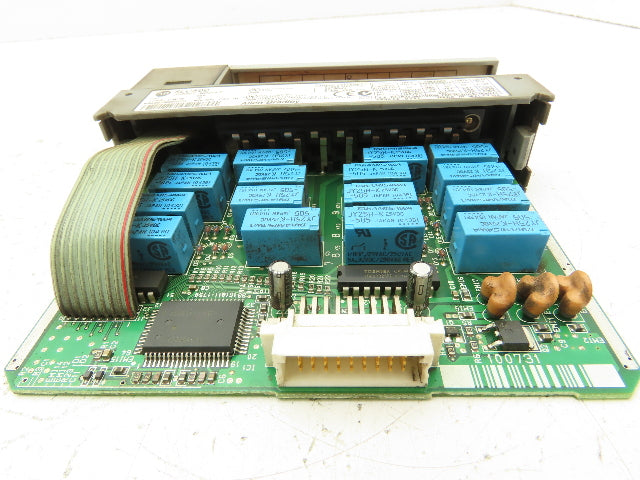 Allen Bradley 1747-OW16 SLC 500 Output Module Series D
