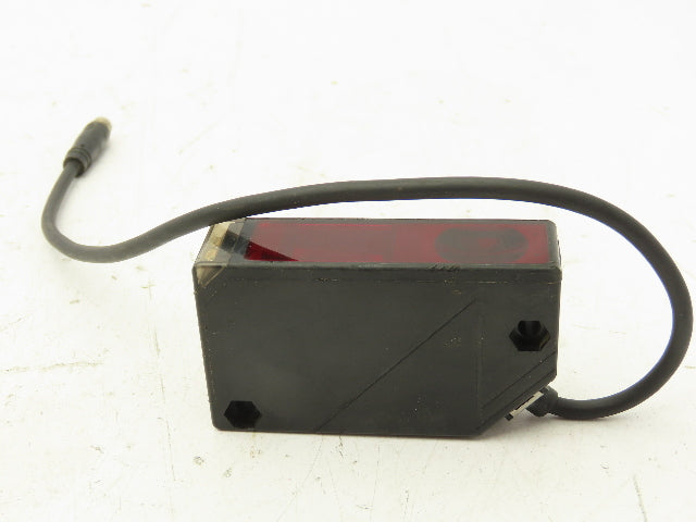 Allen Bradley 42BT-B2LBSL-Y4 Photoelectric Proximity Sensor Photoeye Ser A