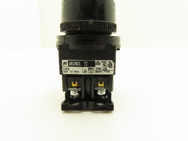 Fuji Electric Yellow Illuminated Push Button 30mm 600V 10A 30v Bulb Lot of 4