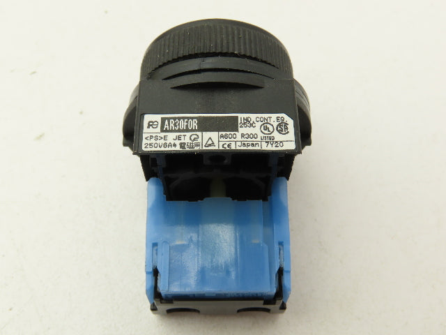 Fuji Electric Yellow Push Button 30mm 250V 6A Lot of 9
