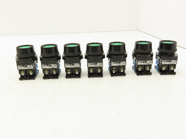 Fuji Electric Green Illuminated Push Button 30mm 600V 10A 30v Bulb Lot of 7