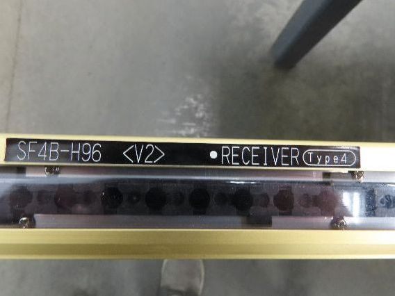 Panasonic SF4B-H96 V2 Safety Light Curtain Receiver 1910mm Height 24VDC