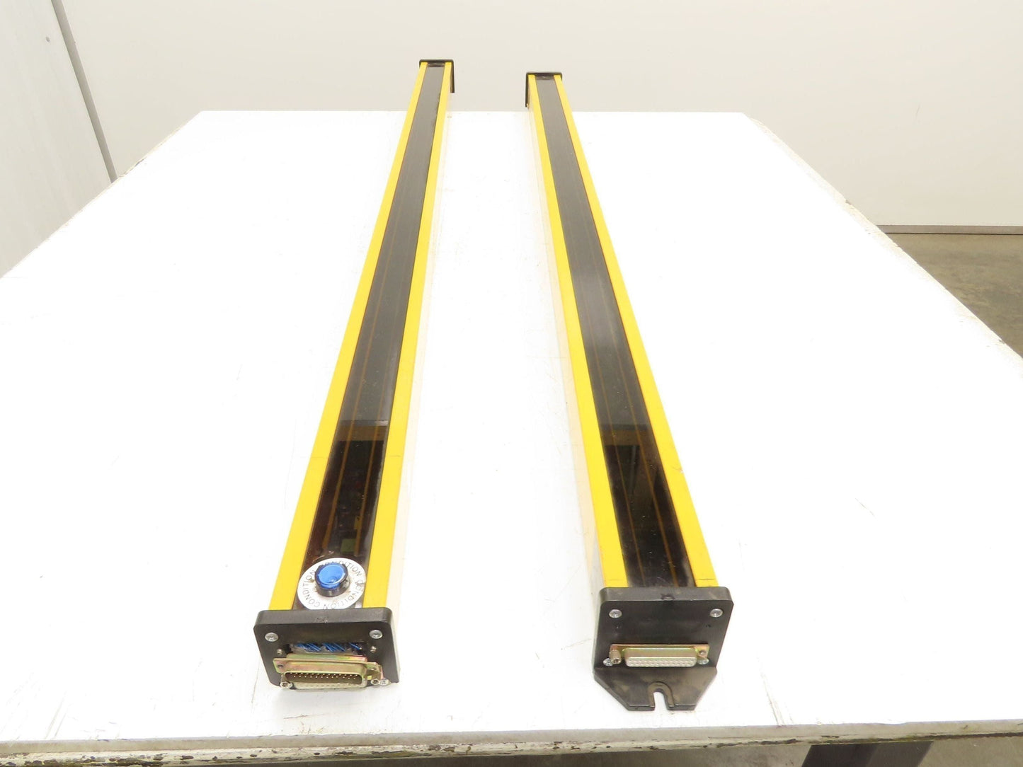 SmartScan 51204AP Safety Light Curtain Transmitter & Receiver Set 1202mm
