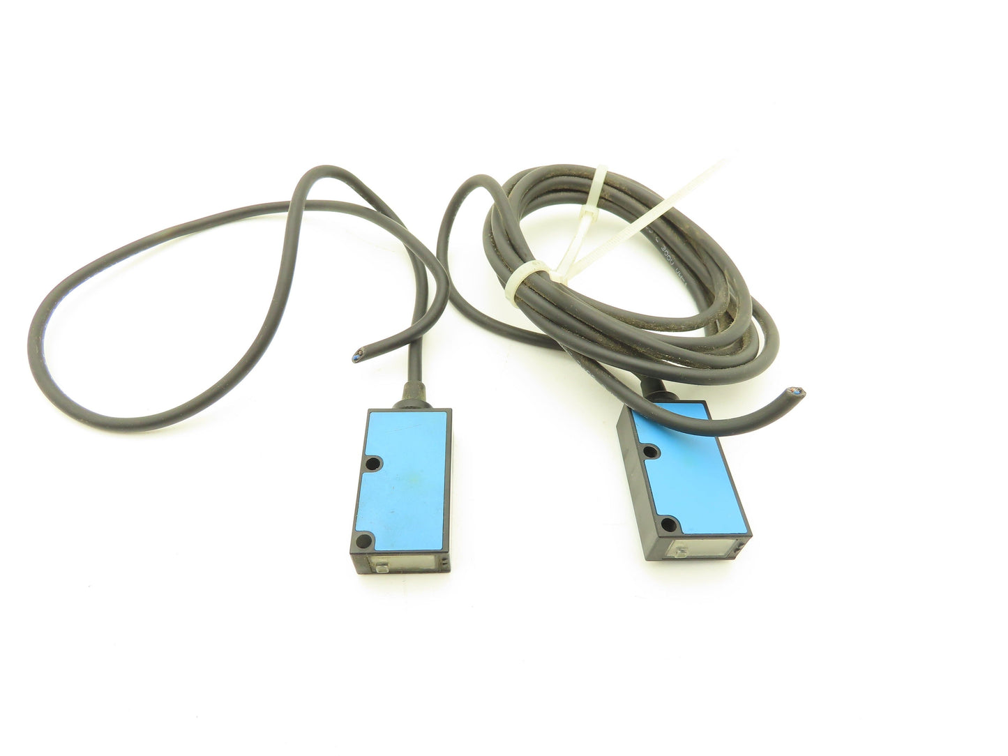 SICK WS9-2D130 Photoelectric Sensor 10-30VDC Lot of 2