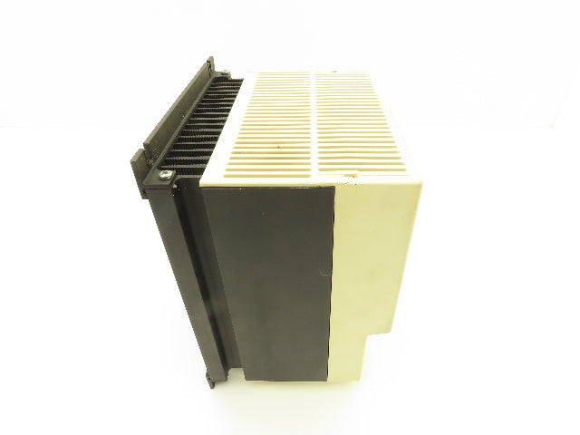 Lenze 8105 E.4G.12 8100 Inverter Drive 240VAC 7A 0-200Hz Output