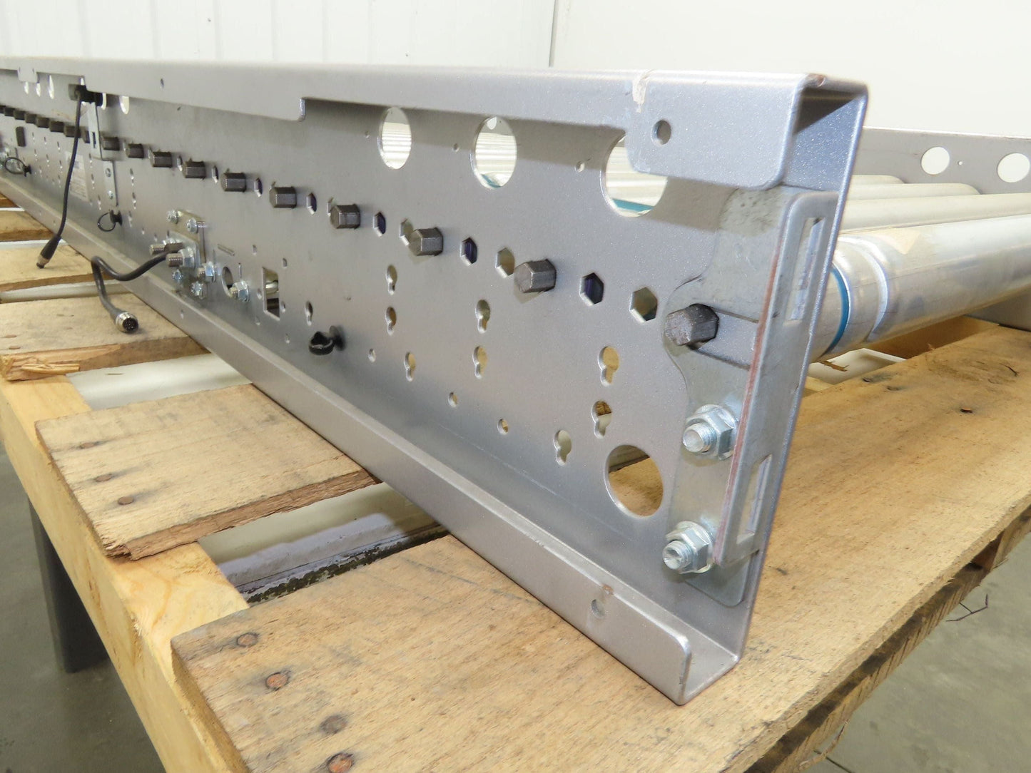 Hilmot 30"x 6' Motorized Roller Conveyor 27"BF 24VDC O-Ring Drive