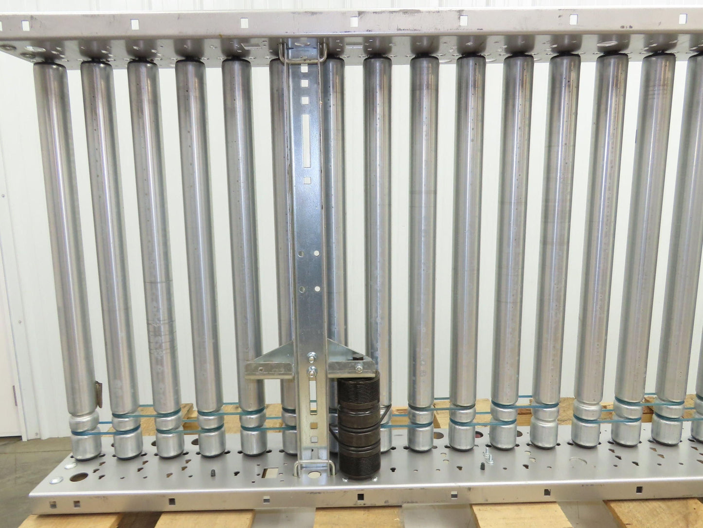 Hilmot 30"x 6' Motorized Roller Conveyor 27"BF 24VDC O-Ring Drive
