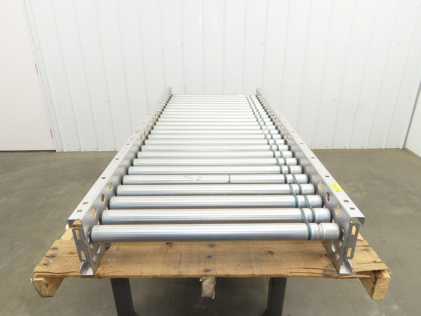 Hilmot 30"x 6' Motorized Roller Conveyor 27"BF 24VDC O-Ring Drive