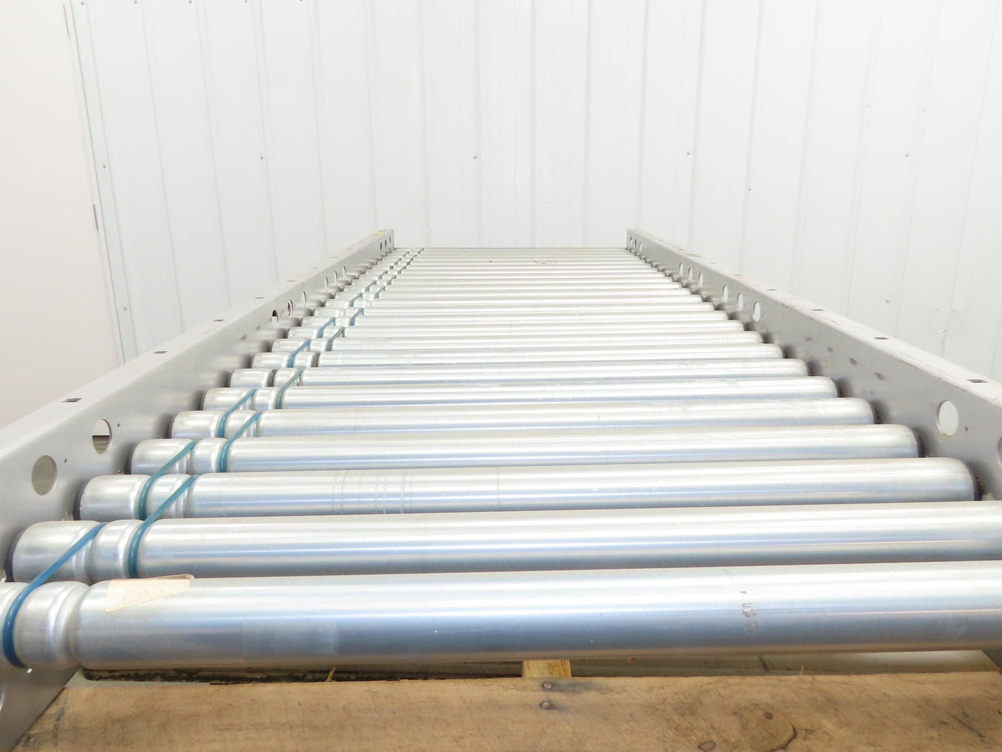 Hilmot 30"x 6' Motorized Roller Conveyor 27"BF 24VDC O-Ring Drive