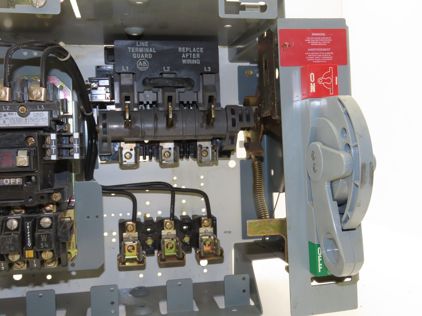 Allen Bradley 2112A-BDBD MCC Bucket Motor Starter 10Hp Size 1 NEMA 3 Pole 600V