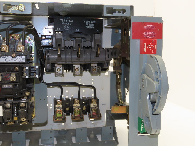 Allen Bradley 2112A-BDBD MCC Bucket Motor Starter 10Hp Size 1 NEMA 3 Pole 600V