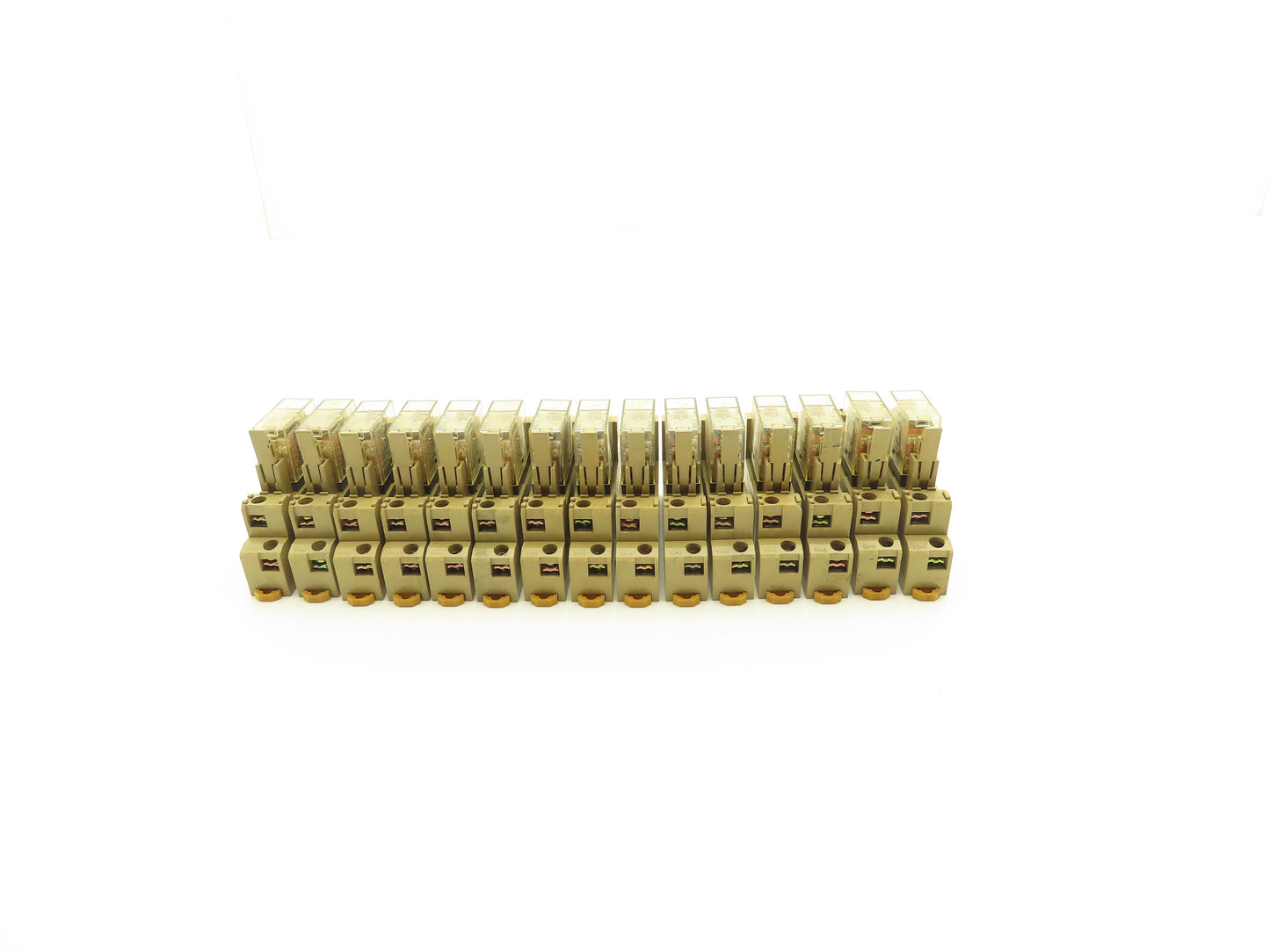 Omron 353-837 Relay 24VDC Coil 10A 353-944 Base Lot of 15