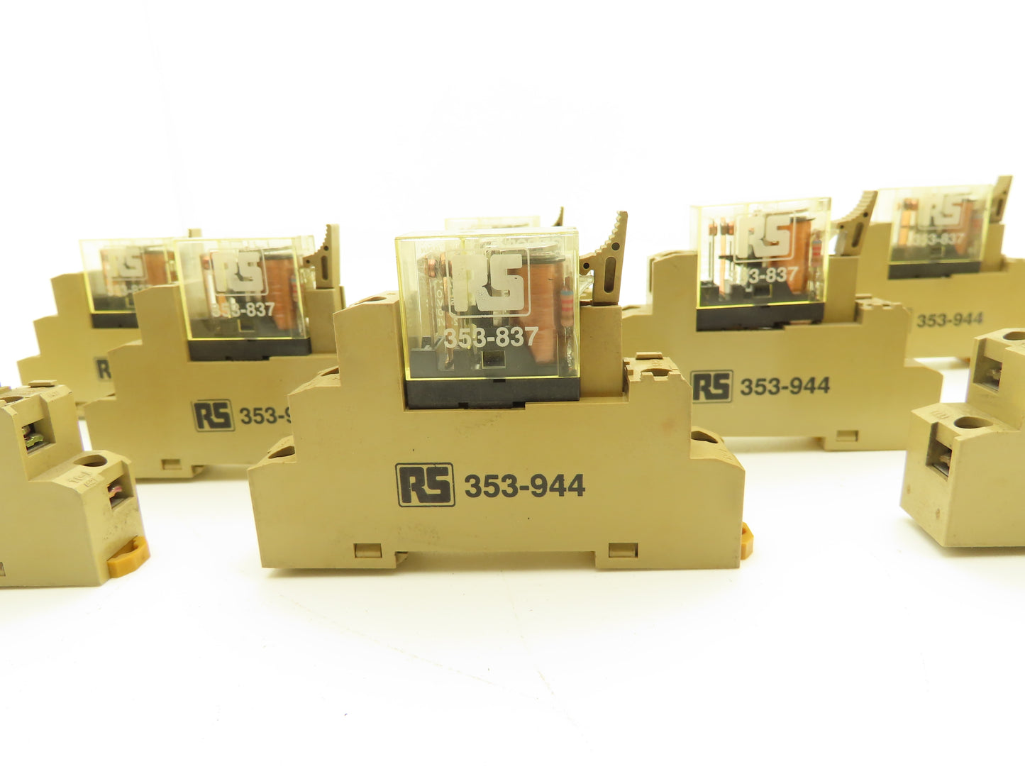 Omron 353-837 Relay 24VDC Coil 10A 353-944 Base Lot of 15
