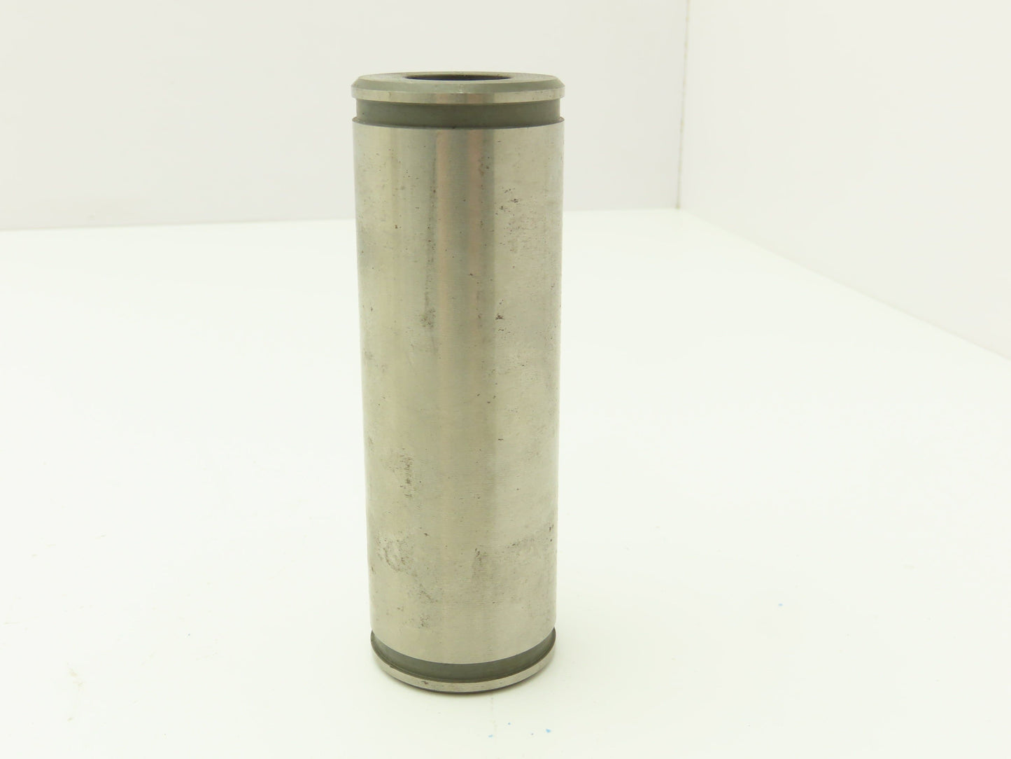 Columbus McKinnon 22576401 Pin Sheave 1-1/2" Dia 4-1/2"L