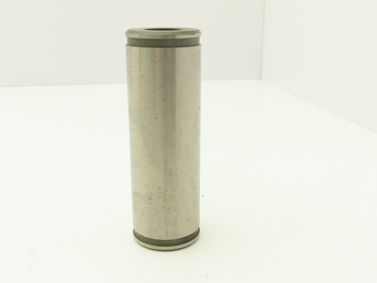 Columbus McKinnon 22576401 Pin Sheave 1-1/2" Dia 4-1/2"L