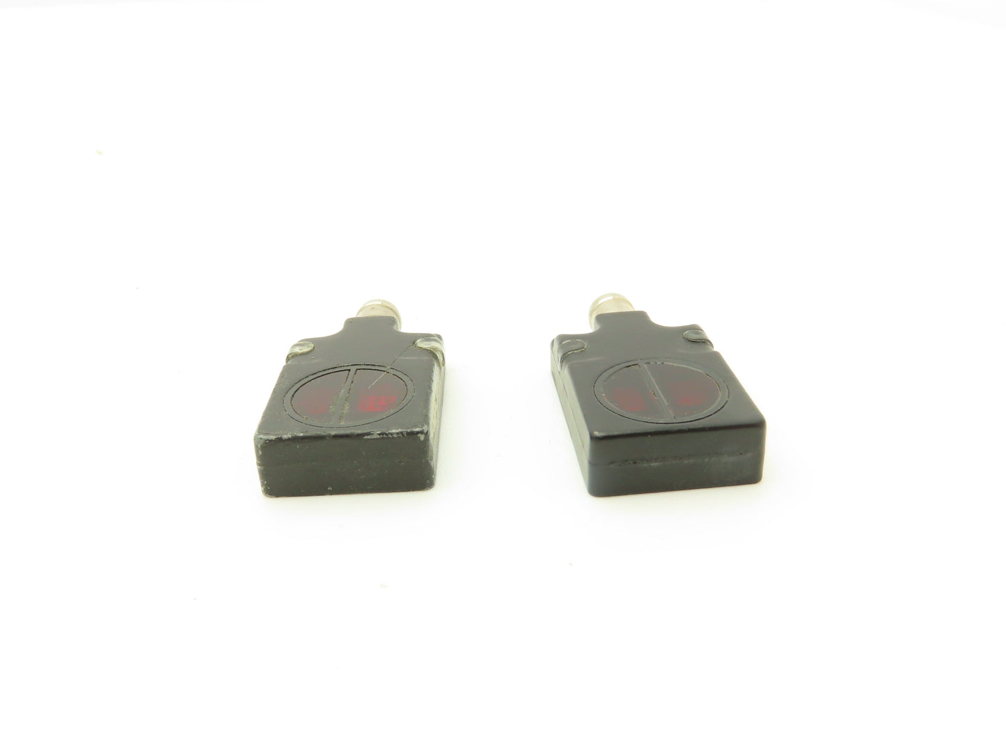 Banner N05-Q08-RP7-V1131 Proximity Sensor 2.5-61mm Range Lot of 2