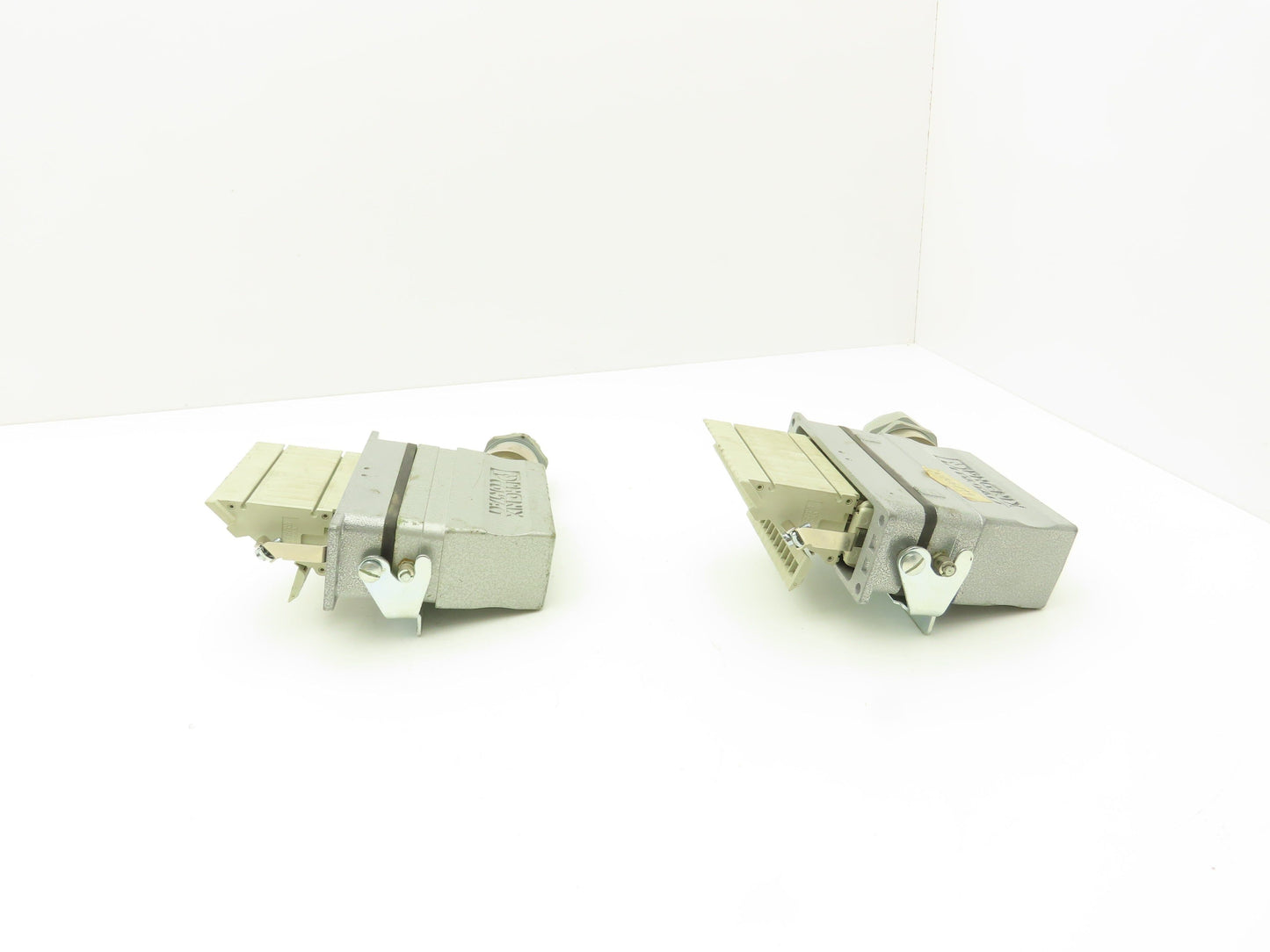 Phoenix Contact 24-Pin 16A Male Female Connector HC-KA Terminals Lot of 4