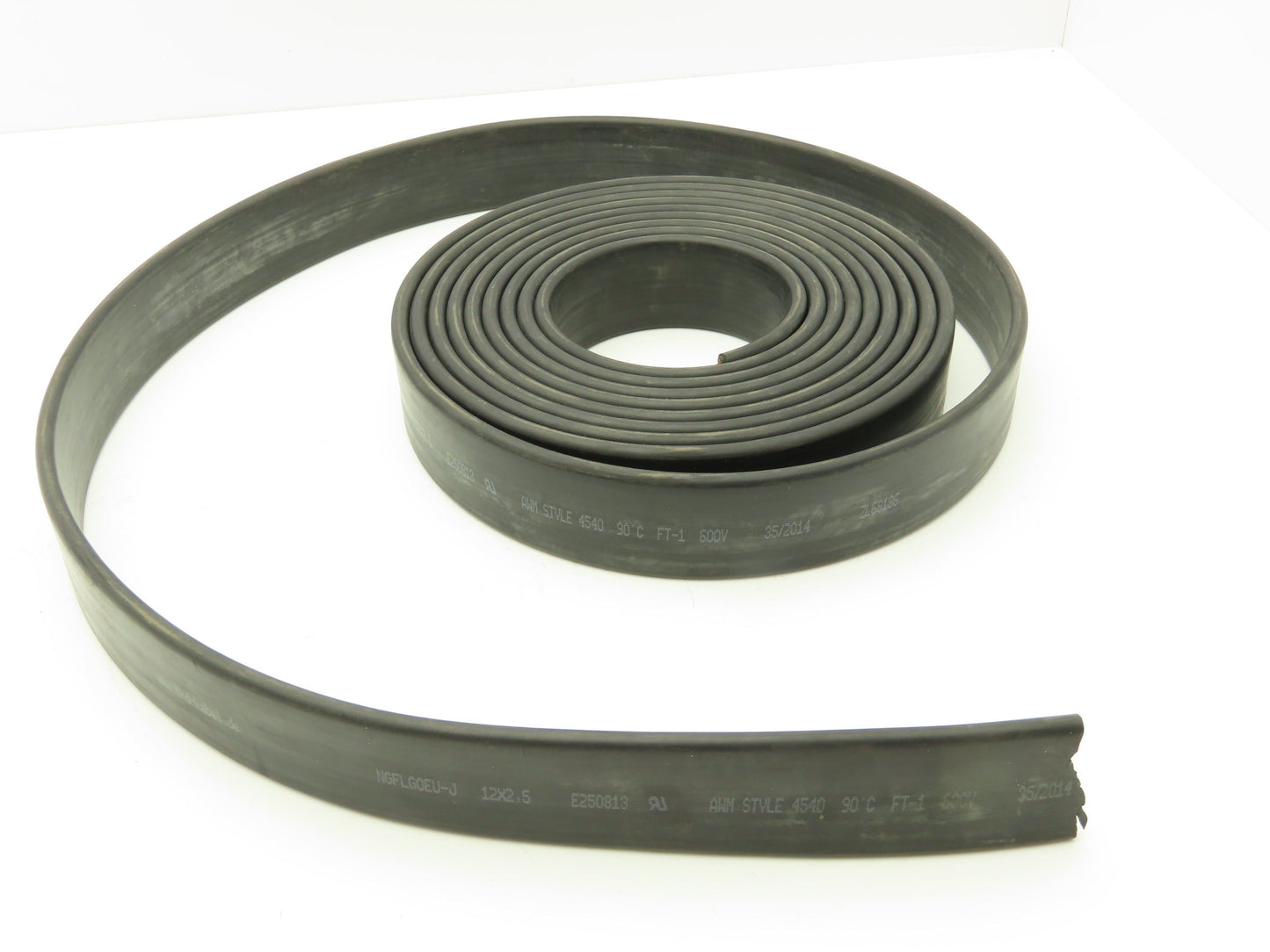 TKD-Kabel ZL68186 Flexible Flat Electrical Cable 21' 6" 12x1.5