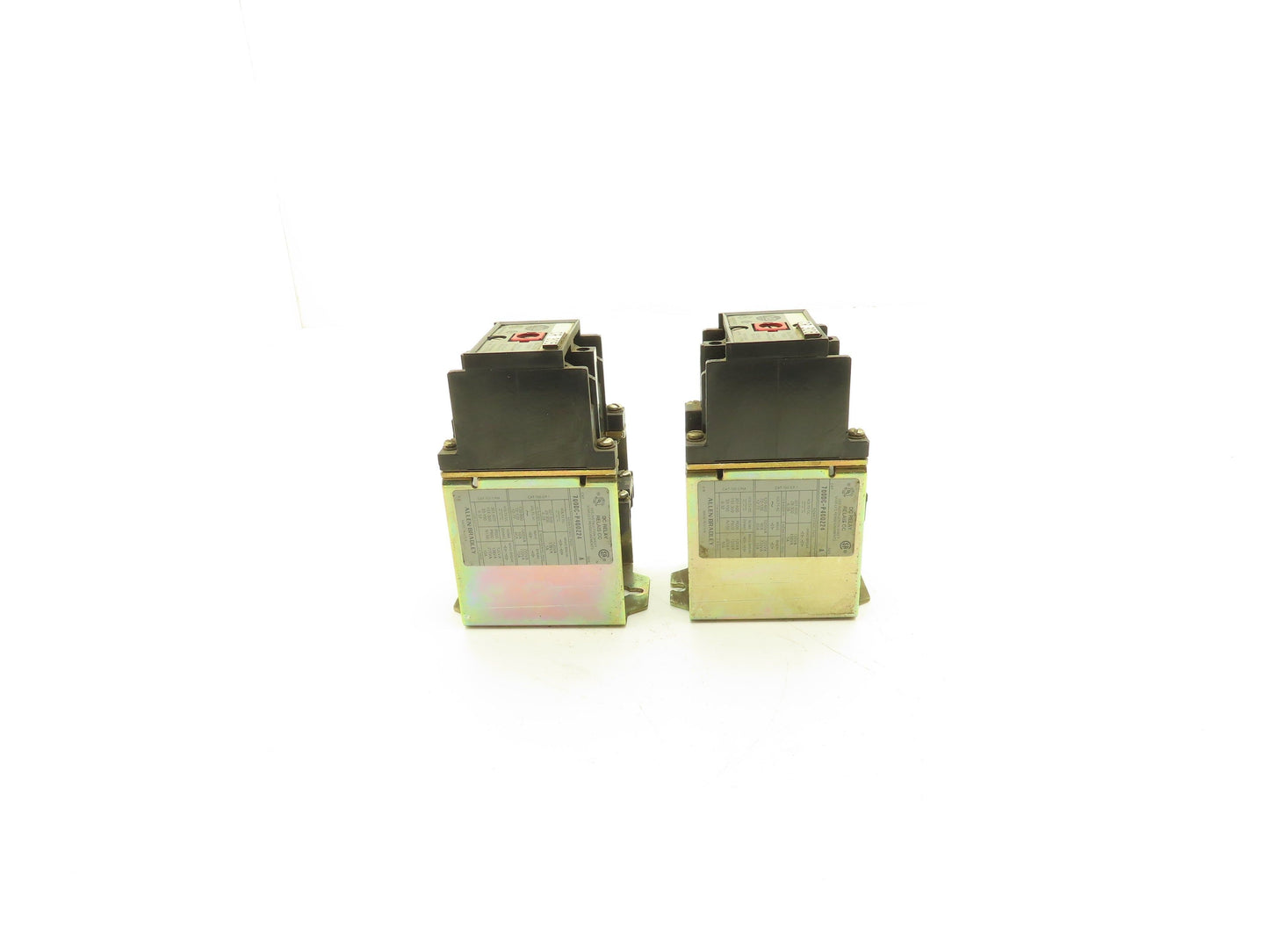 Allen Bradley DC Relay 24VDC Coil Series A Lot Of 2